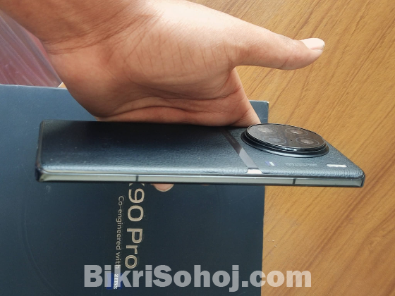 “Vivo X90 Pro 12/256 Flagship”